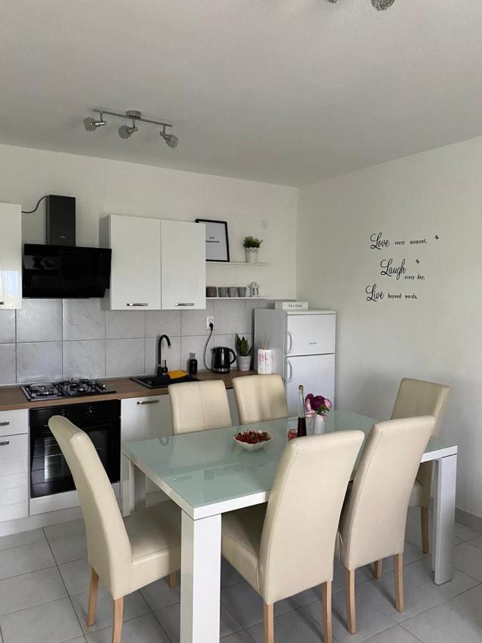 Holiday House Ana スクラーディン エクステリア 写真